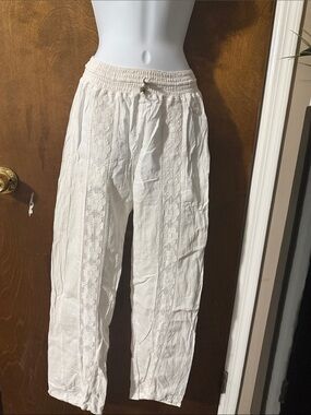 Women's White Elastic Waist Embroidered Pants